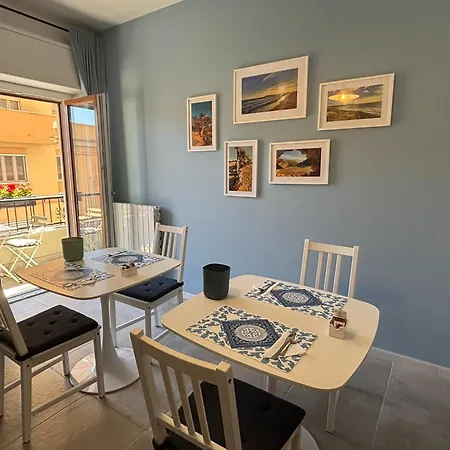 Kaste Bed and Breakfast Κάλιαρι